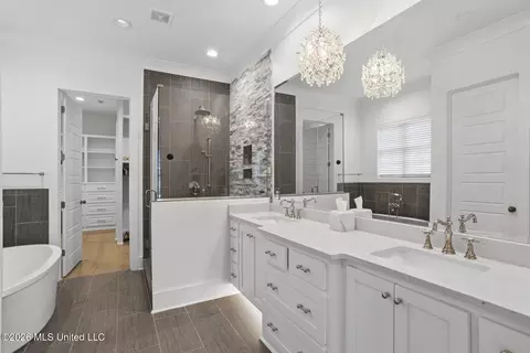Bath - 157 N Natchez Dr, Madison, MS 39110 photo 1 of 3