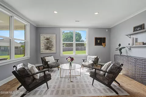 Living - 13910 Highlands Crest Loop, Olive Branch, MS 38654 photo 1 of 1