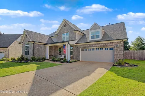 Exterior - 13910 Highlands Crest Loop, Olive Branch, MS 38654 photo 4 of 11
