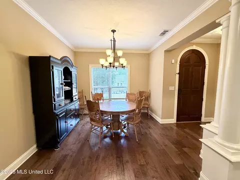 Dining - 424 Julee Cir, Brandon, MS 39042 photo 1 of 2