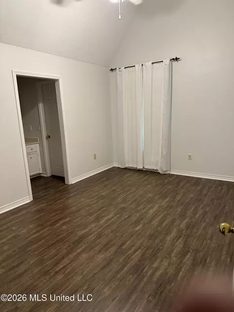 Bedroom - 517 E Olympic Dr, Flowood, MS 39232 photo 3 of 4