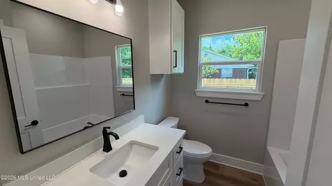 Bath - 14929 Dantzler Rd, Vancleave, MS 39565 photo 2 of 2