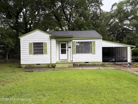 217 Cunningham Dr, Pearl, MS 39208