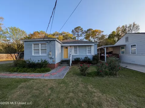 1253 24th St, Gulfport, MS 39501
