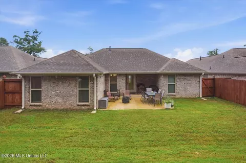 Exterior - 2059 Pebble Creek Dr, Brandon, MS 39042 photo 3 of 3