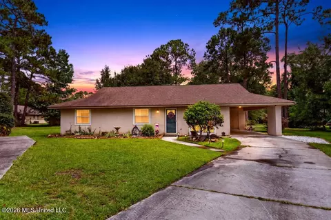 Exterior - 3 Cypress Knee Dr, Diamondhead, MS 39525 photo 2 of 10