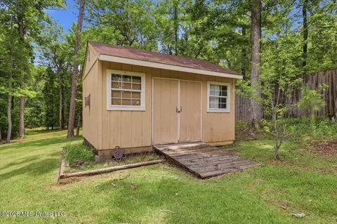 Other - 5 Rochelle Dr, Brandon, MS 39047 photo 14 of 15