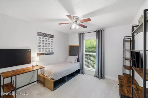 Bedroom - 5 Rochelle Dr, Brandon, MS 39047 photo 4 of 4