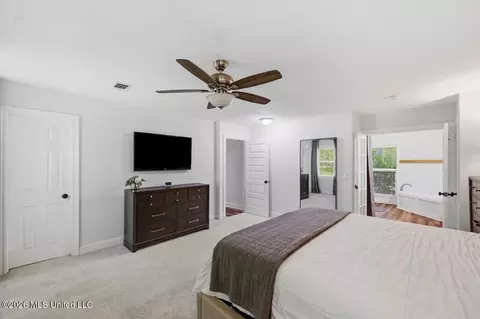 Bedroom - 5 Rochelle Dr, Brandon, MS 39047 photo 2 of 4