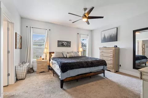 Bedroom - 2091 Hyacinth Ln, Hernando, MS 38632 photo 1 of 5