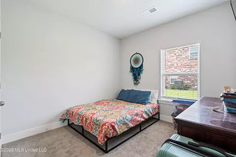 Bedroom - 2091 Hyacinth Ln, Hernando, MS 38632 photo 4 of 5