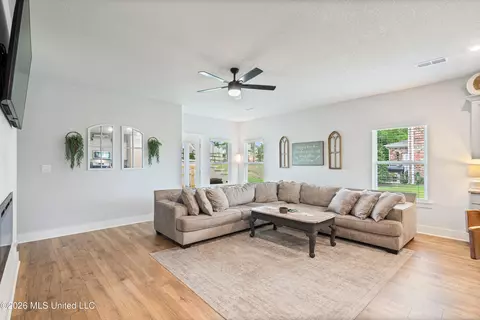 Other - 2091 Hyacinth Ln, Hernando, MS 38632 photo 4 of 9