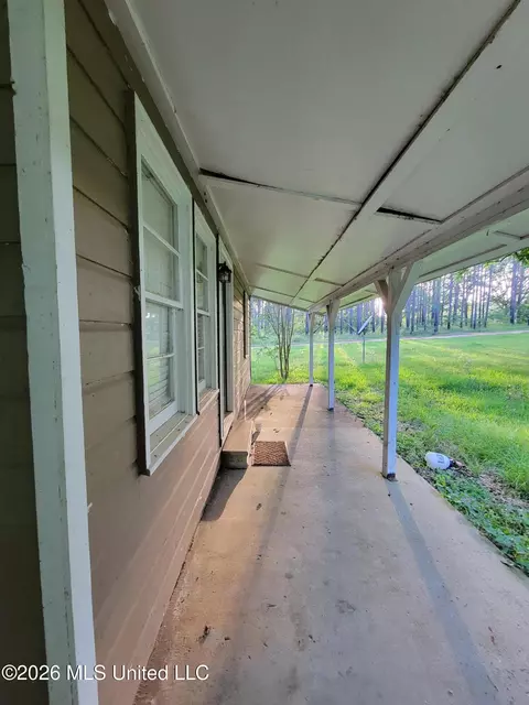 Exterior - 2203 Cooks Corner Rd, Lucedale, MS 39452 photo 4 of 5