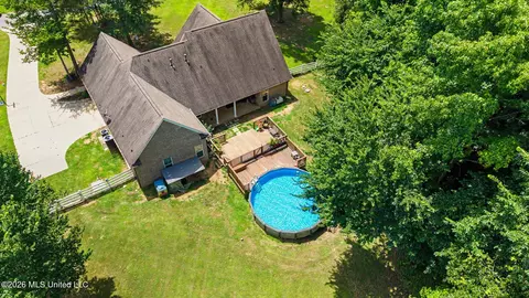 Exterior - 11184 Mosby Ln, Hernando, MS 38632 photo 3 of 4