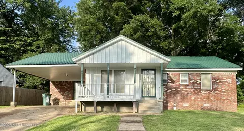 9124 Haleville St, Southaven, MS 38671