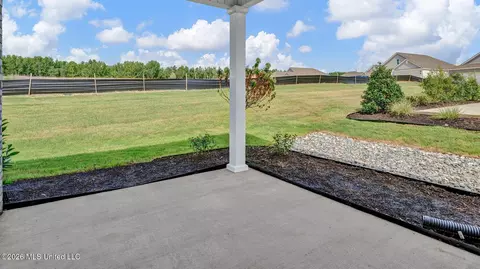 Exterior - 17 Powell Pl, Byhalia, MS 38611 photo 3 of 4