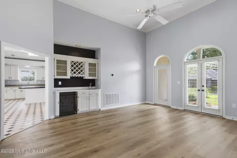 205 Cherry Dr, Brandon, MS 39042 photo 6