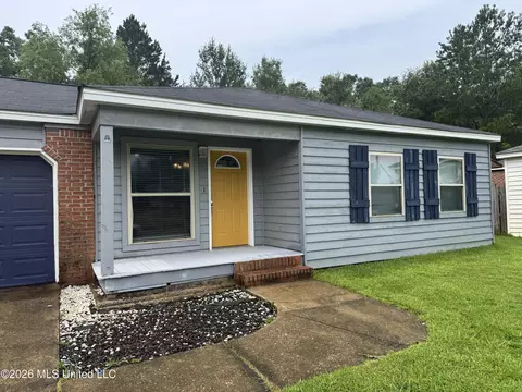 1916 S Twin Pine Dr, Pearl, MS 39208