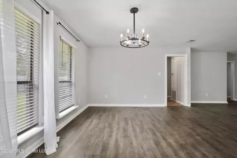Living - 3620 Cochran Ave, Moss Point, MS 39562 photo 8 of 8