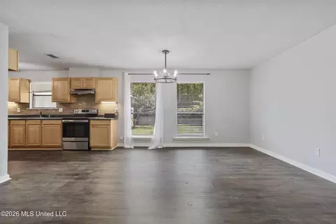 Living - 3620 Cochran Ave, Moss Point, MS 39562 photo 6 of 8