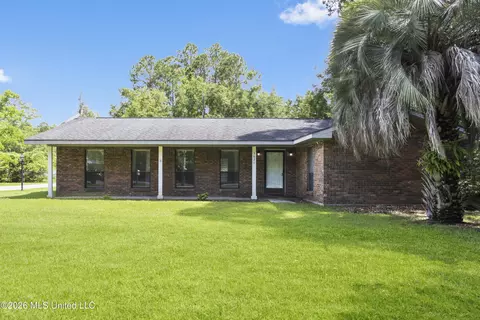 3620 Cochran Ave, Moss Point, MS 39562