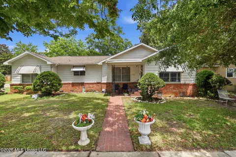 2016 19th Ave, Gulfport, MS 39501