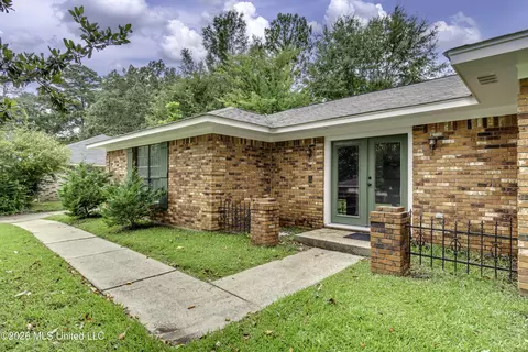 Other - 9 Treeway Dr, Brandon, MS 39042 photo 2 of 15