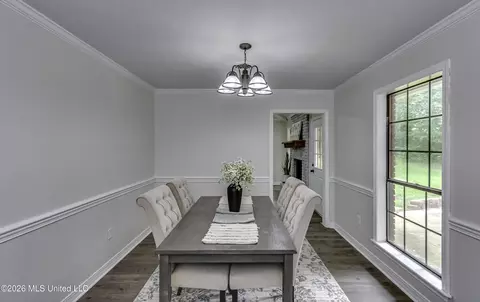 Dining - 9 Treeway Dr, Brandon, MS 39042 photo 1 of 7
