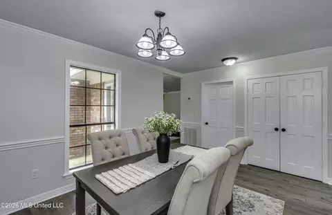 Dining - 9 Treeway Dr, Brandon, MS 39042 photo 4 of 7
