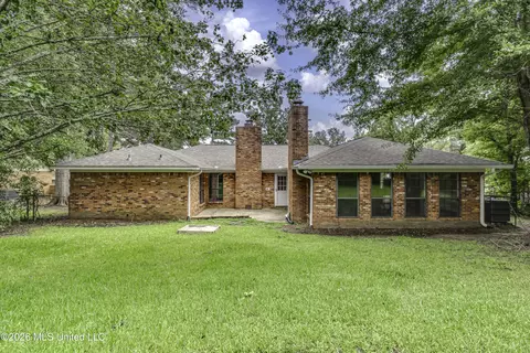 Exterior - 9 Treeway Dr, Brandon, MS 39042 photo 6 of 6