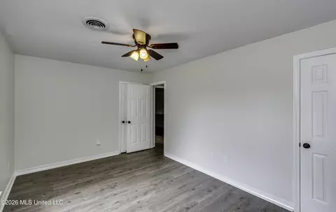 Bedroom - 9 Treeway Dr, Brandon, MS 39042 photo 3 of 7