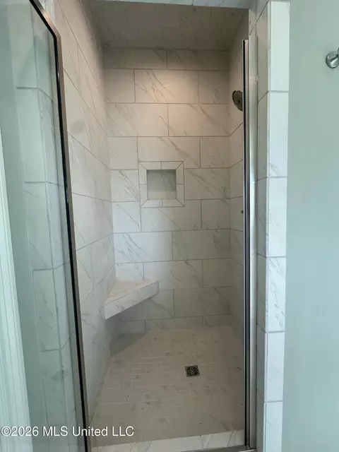 Bath - 407 Alta Vis, Madison, MS 39110 photo 3 of 7