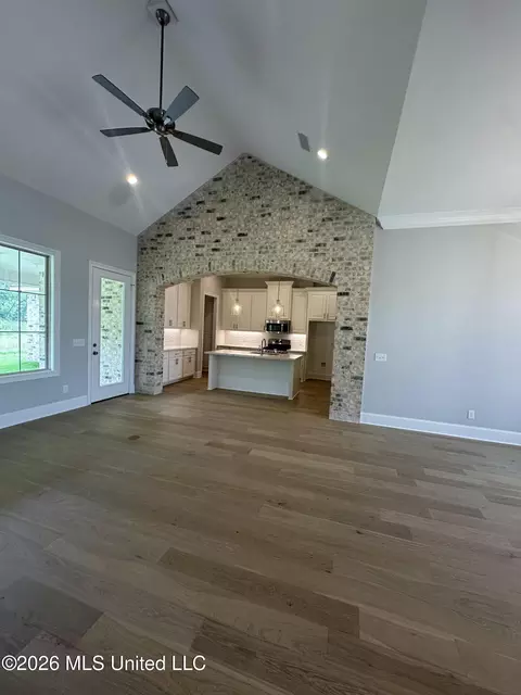 Living - 407 Alta Vis, Madison, MS 39110 photo 1 of 3