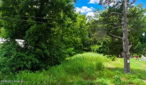 213 Melrose St, Sardis, MS 38666