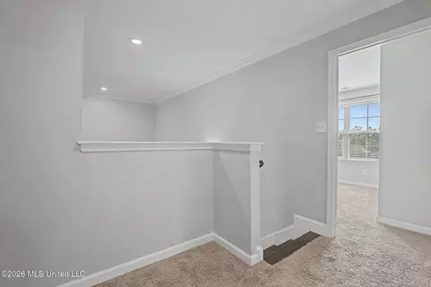 Entry Way - 6282 Chippewa Dr, Olive Branch, MS 38654 photo 6 of 6