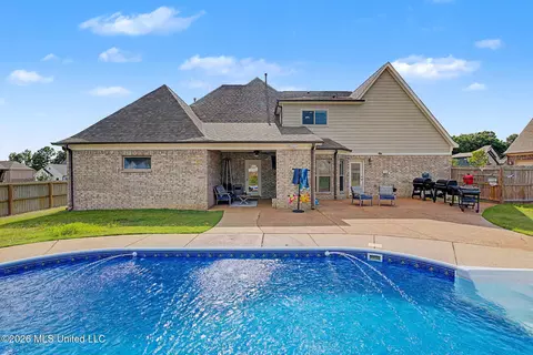 Exterior - 6282 Chippewa Dr, Olive Branch, MS 38654 photo 7 of 8