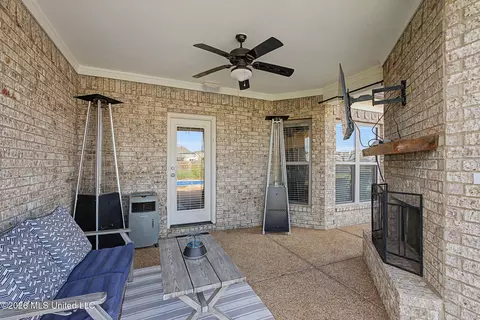 Exterior - 6282 Chippewa Dr, Olive Branch, MS 38654 photo 3 of 8