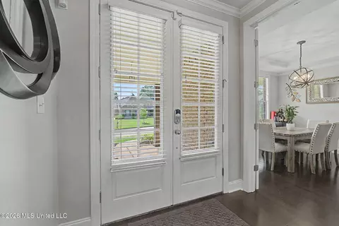 Entry Way - 6282 Chippewa Dr, Olive Branch, MS 38654 photo 2 of 6