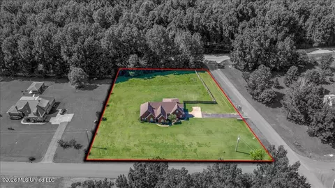 View/Area - 10213 Emerald Forest Dr, Hernando, MS 38632 photo 1 of 3