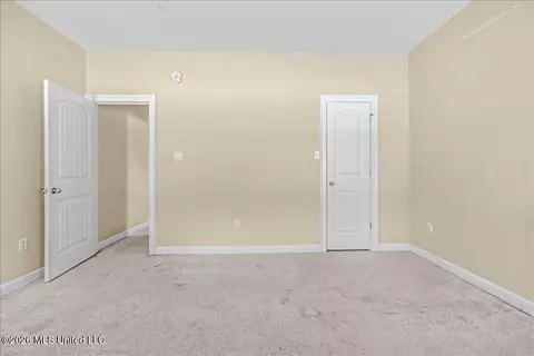 Bedroom - 10213 Emerald Forest Dr, Hernando, MS 38632 photo 6 of 9