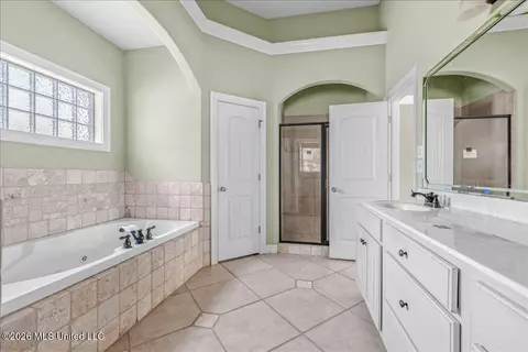 Other - 10213 Emerald Forest Dr, Hernando, MS 38632 photo 10 of 12
