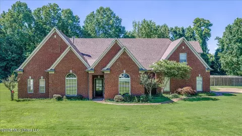 10213 Emerald Forest Dr, Hernando, MS 38632