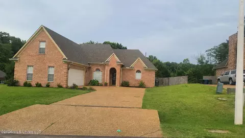 1732 Ready Dr, Hernando, MS 38632