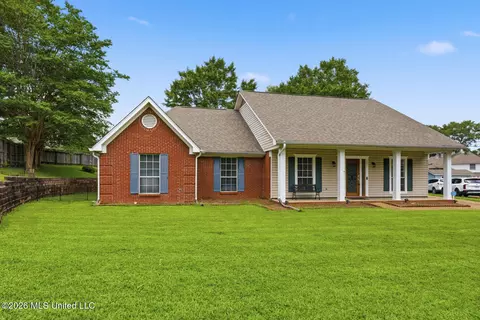 Exterior - 121 Deer Run, Pearl, MS 39208 photo 3 of 9