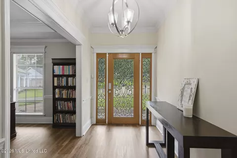 Entry Way - 121 Deer Run, Pearl, MS 39208 photo 1 of 2