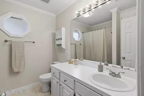 Bath - 121 Deer Run, Pearl, MS 39208 photo 1 of 5
