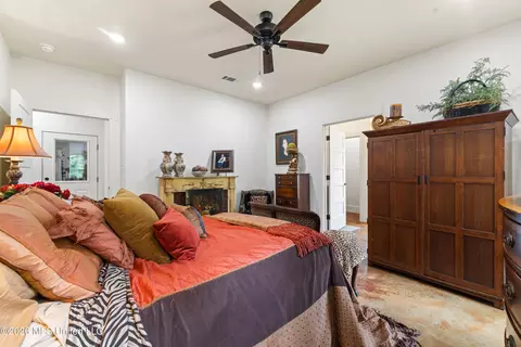 Bedroom - 14 Spring Lake Dr, Sumrall, MS 39482 photo 2 of 7