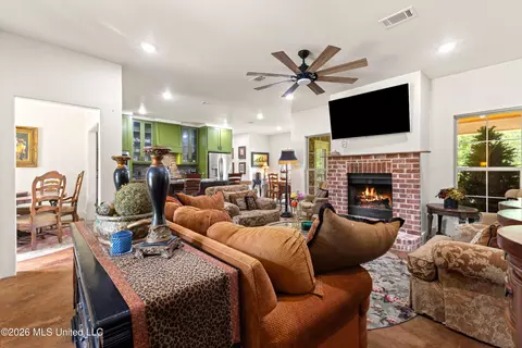 Living - 14 Spring Lake Dr, Sumrall, MS 39482 photo 3 of 3
