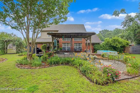 Exterior - 1727 Sandpiper Cv, Hernando, MS 38632 photo 6 of 11