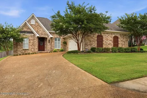 218 Hidden Hills Pkwy, Brandon, MS 39047
